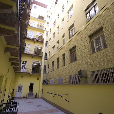 Apartment Akademia Budapest Eksteriør billede